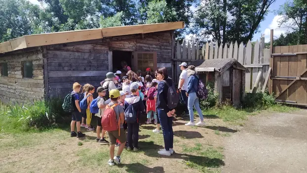 Accueil D'un groupe d'enfants